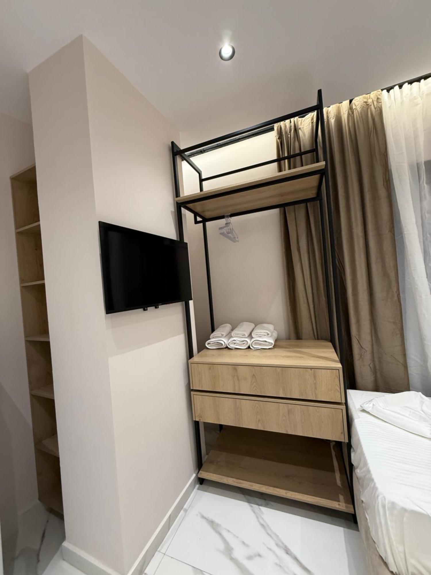 Hotel Azure Waves